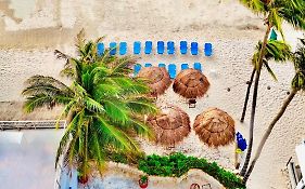 Pelicano Inn Playa Del Carmen
